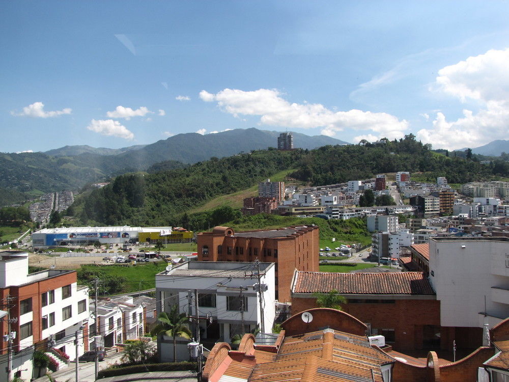 El Cable Hostal Manizales Exterior photo